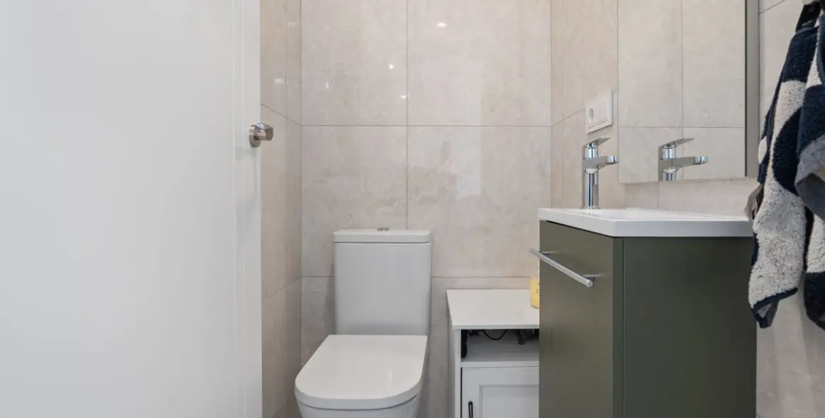 Venta de apartamento en planta media en Fuengirola 15