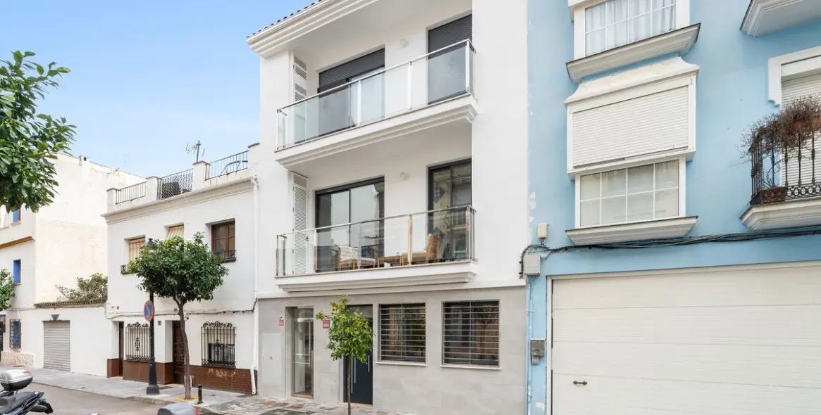 Sale of middle floor apartment in Fuengirola 4