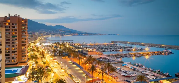 Venta de apartamento en planta media en Fuengirola 4