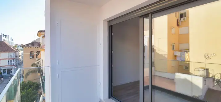 Продажа апартаментов на среднем этаже в Fuengirola 0