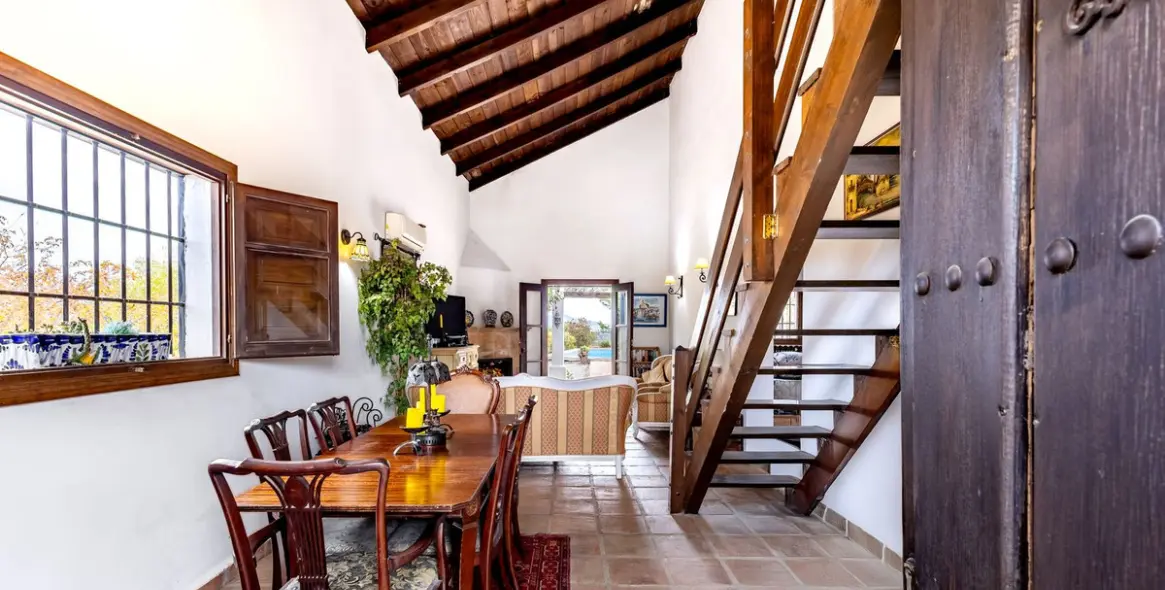 Sale of finca - cortijo in Coín 6