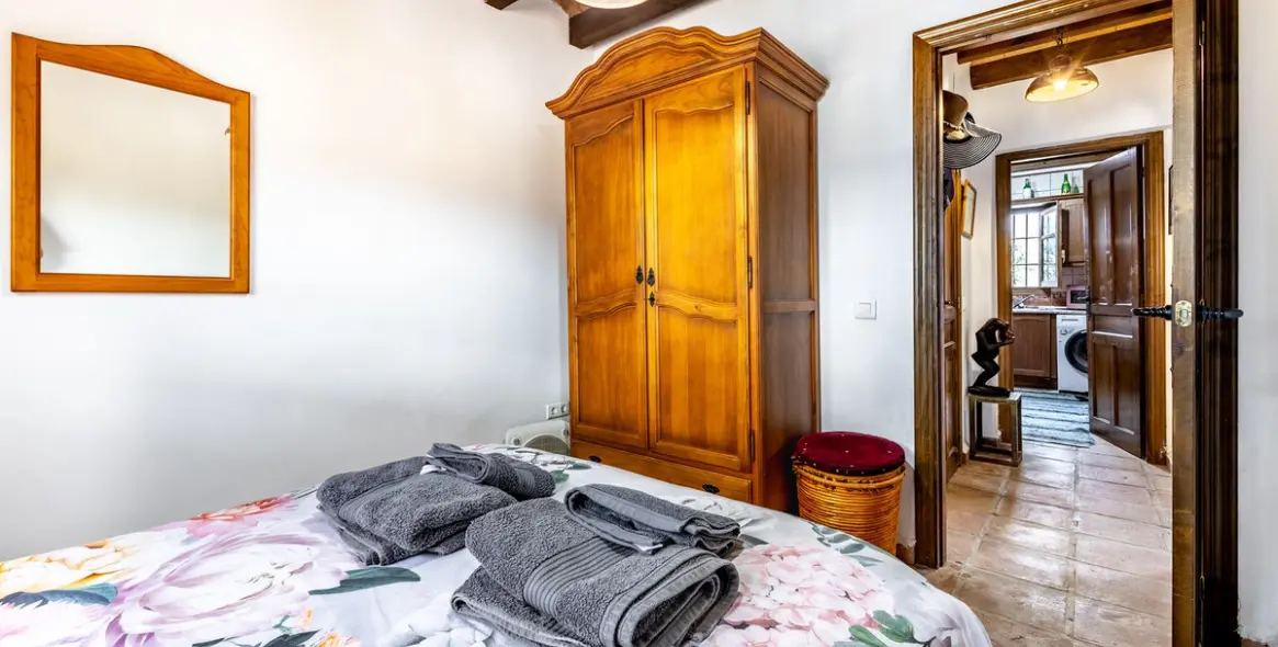 Sale of finca - cortijo in Coín 13