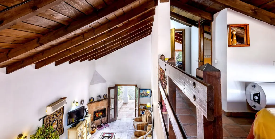 Sale of finca - cortijo in Coín 16