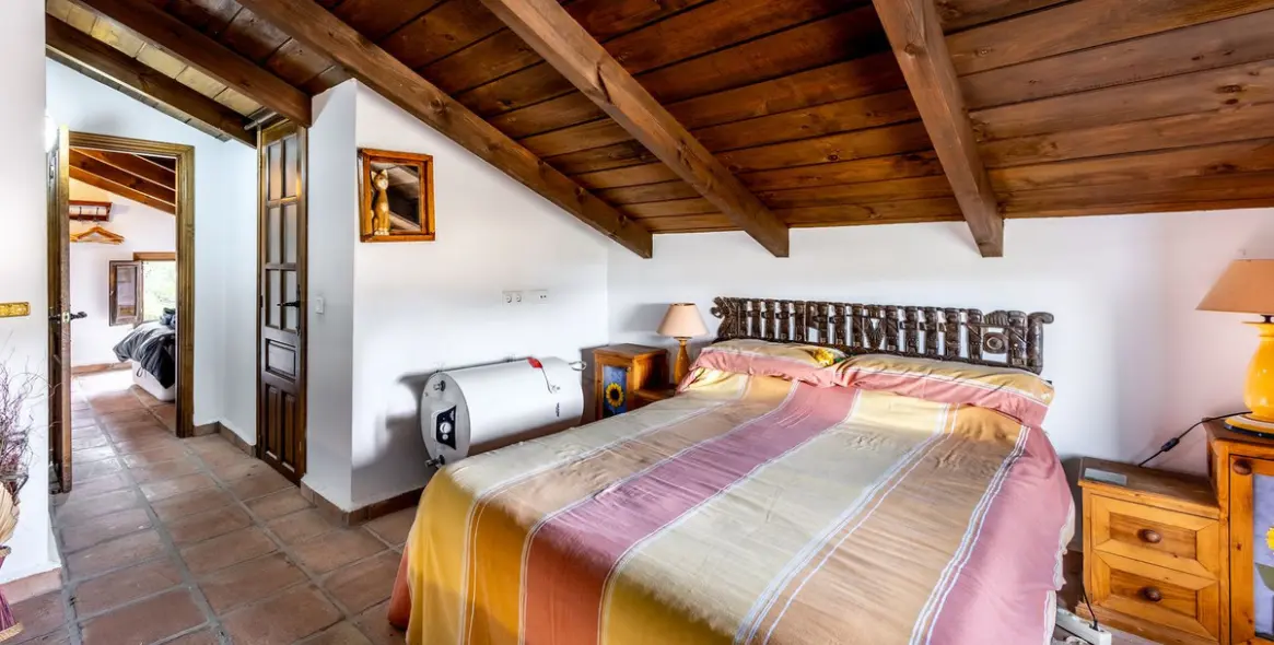 Sale of finca - cortijo in Coín 17