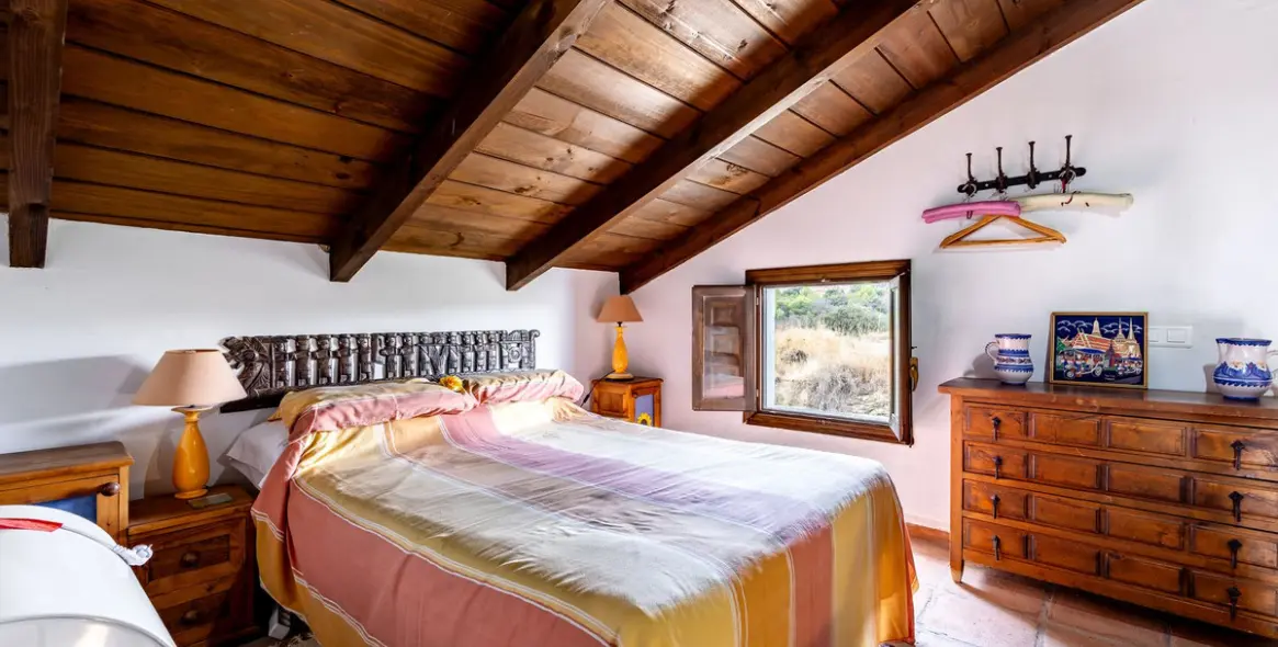 Sale of finca - cortijo in Coín 18