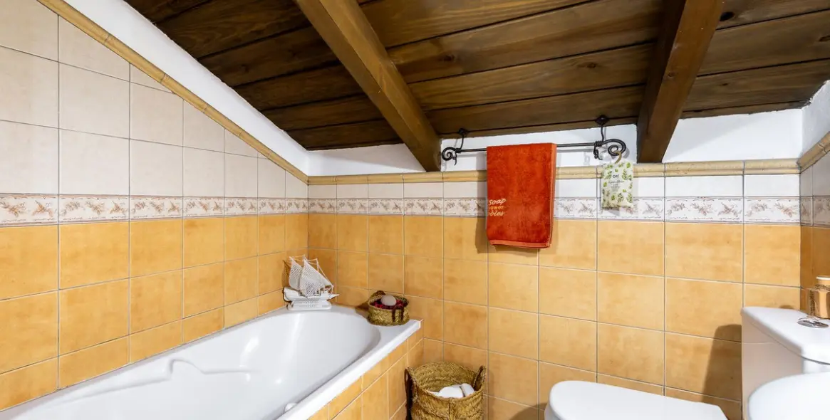 Sale of finca - cortijo in Coín 19