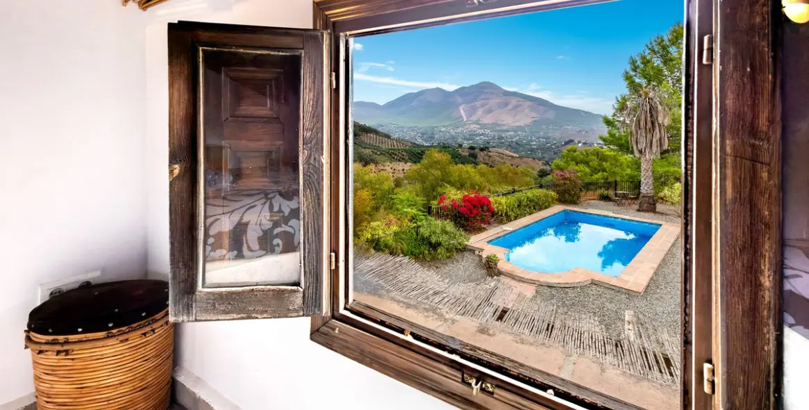 Продажа финки в Coín 24