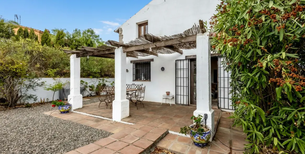 Продажа финки в Coín 26