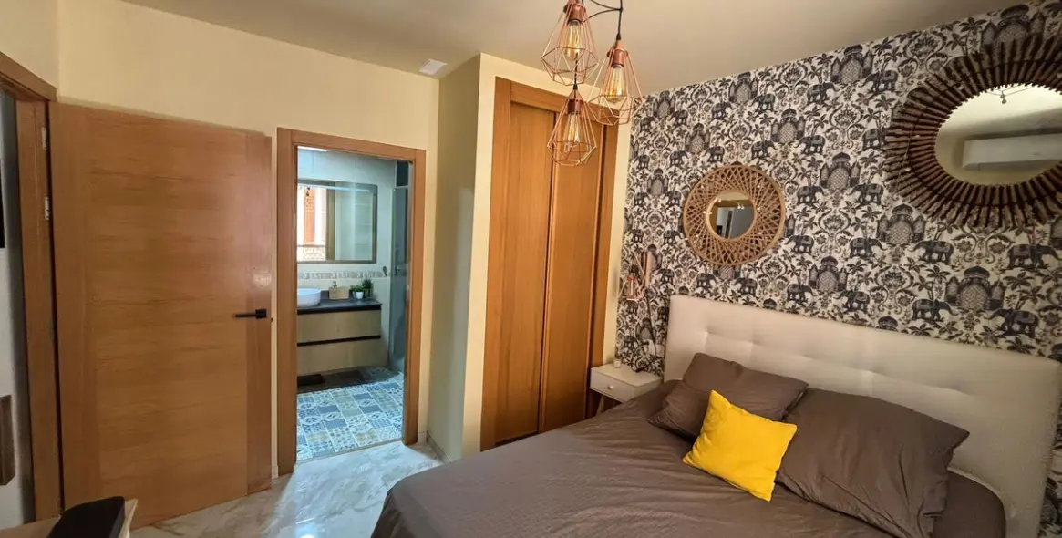 Sale of middle floor apartment in Centro Histórico 4