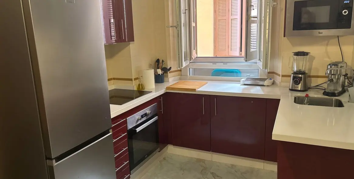 Sale of middle floor apartment in Centro Histórico 5