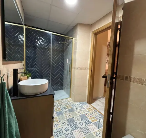 Sale of middle floor apartment in Centro Histórico