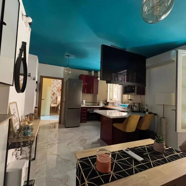 Sale of middle floor apartment in Centro Histórico