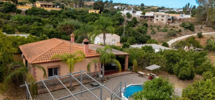 Sale of finca - cortijo in Coín 1