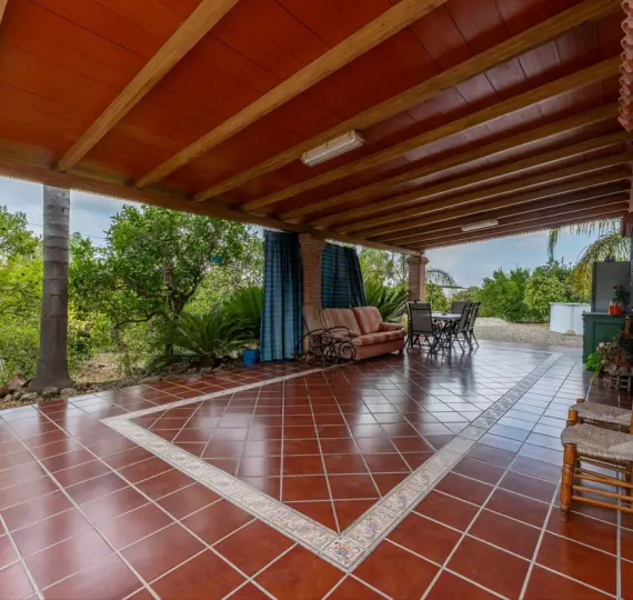 Sale of finca - cortijo in Coín