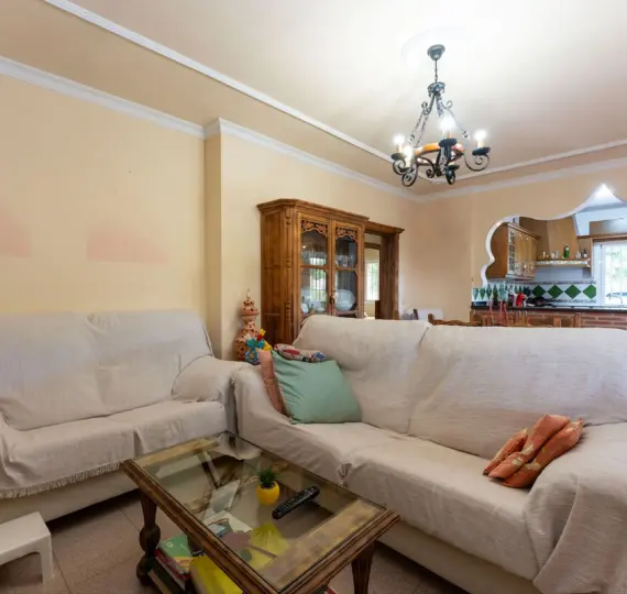 Sale of finca - cortijo in Coín