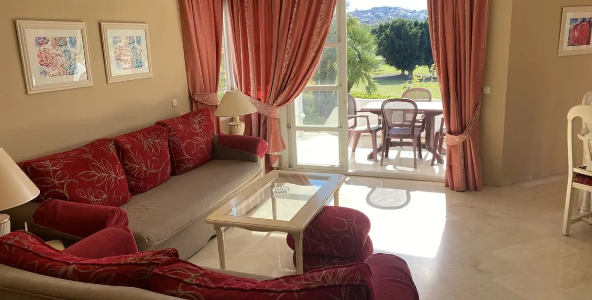 Sale of ground floor apartment in Mijas 3