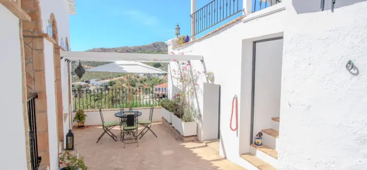 Sale of townhouse in Alora 1