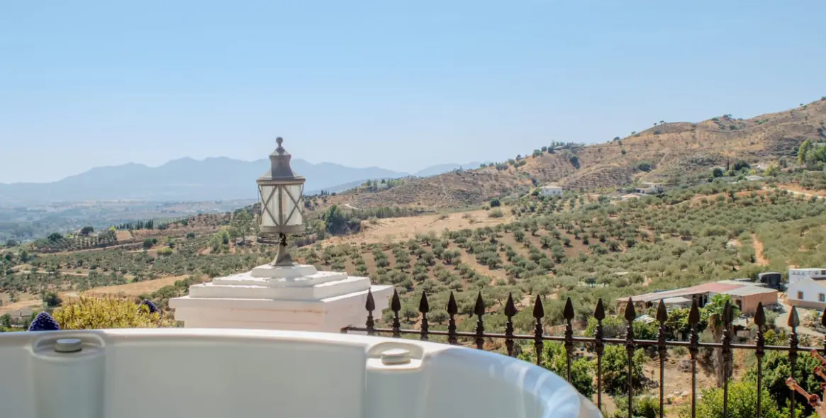 Sale of townhouse in Alora 4