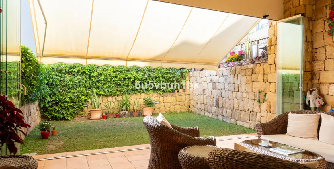 Sale of ground floor apartment in Mijas Costa 4