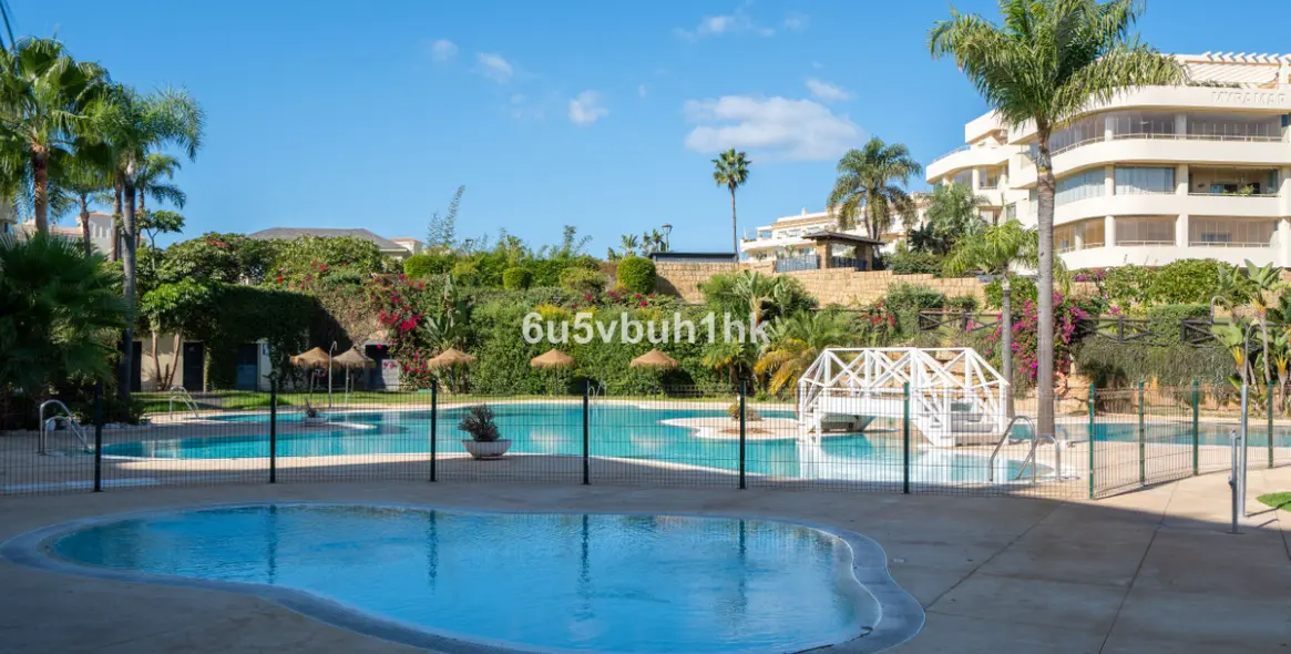 Sale of ground floor apartment in Mijas Costa 19