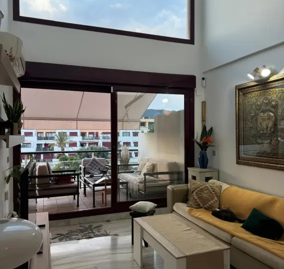 Sale of penthouse duplex in Selwo