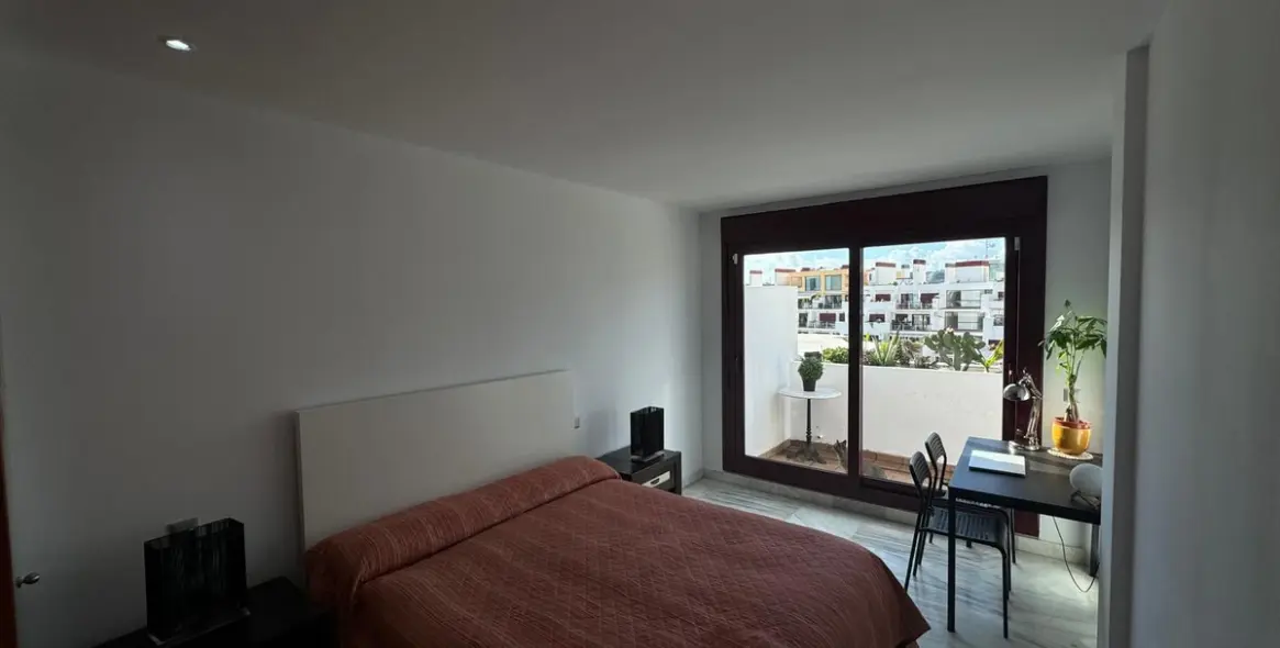 Sale of penthouse duplex in Selwo 17