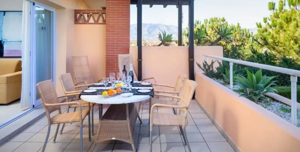 Sale of ground floor apartment in Mijas Costa 10