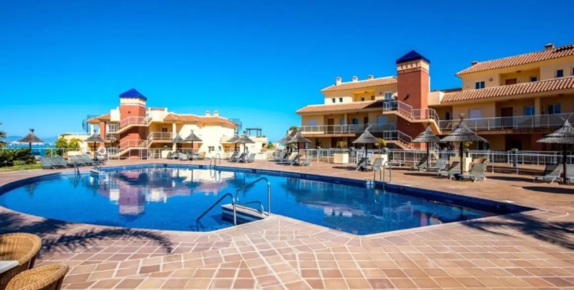 Sale of ground floor apartment in Mijas Costa 18