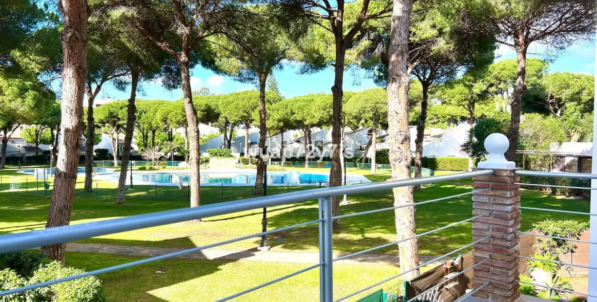 Sale of semi-detached house in Benamara 3