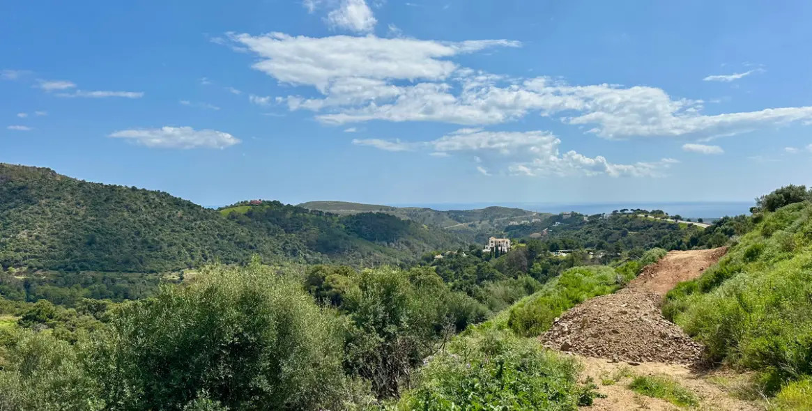 Продажа  жилого участка в Montemayor-Marbella Club 1