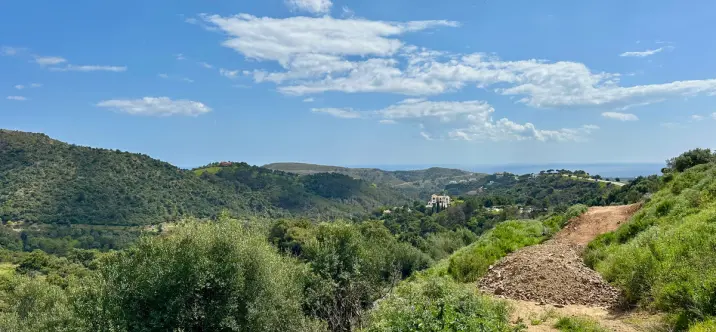 Продажа  жилого участка в Montemayor-Marbella Club 0