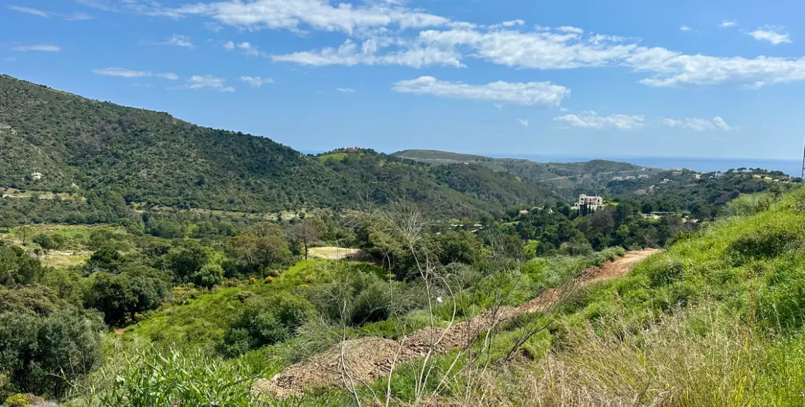 Продажа  жилого участка в Montemayor-Marbella Club 4