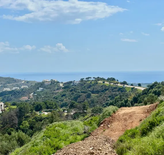 Продажа  жилого участка в Montemayor-Marbella Club