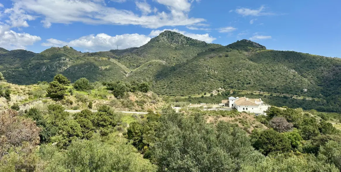 Sale of residential plot in Montemayor-Marbella Club 3