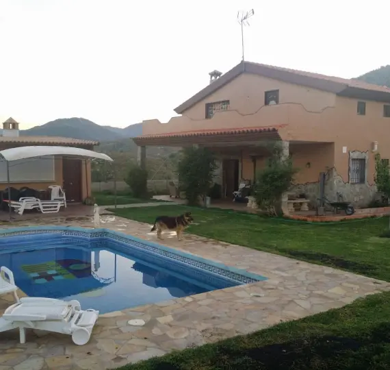 Sale of finca - cortijo in Guaro