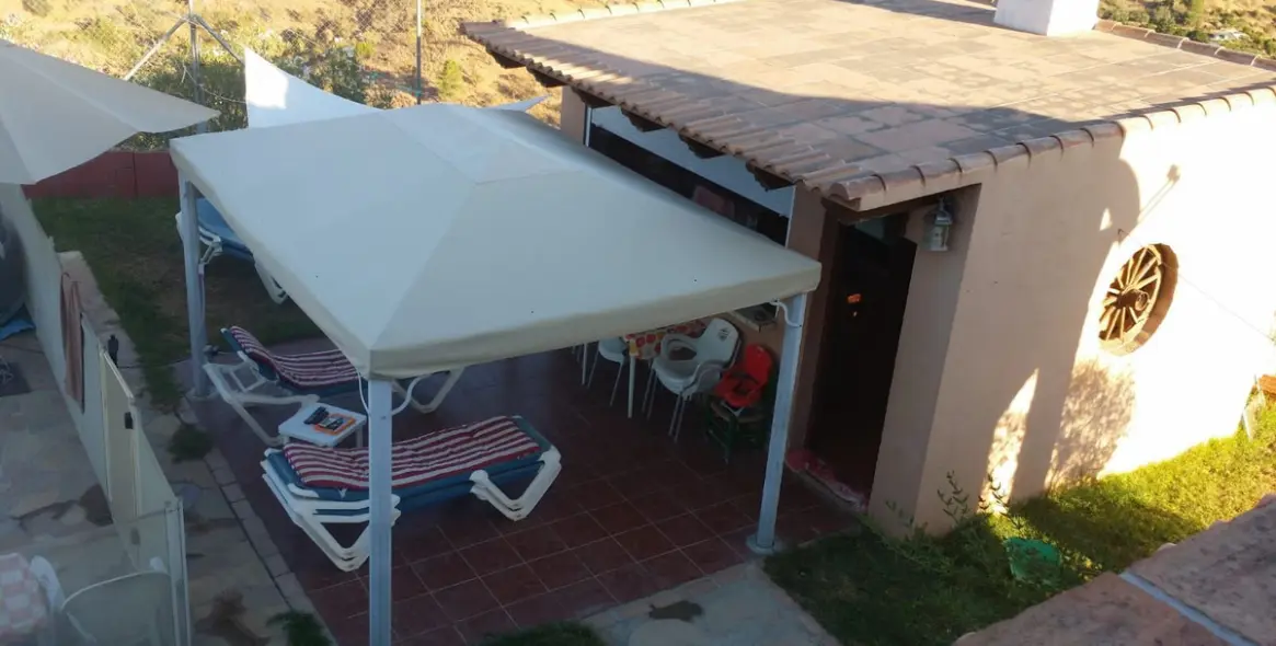 Sale of finca - cortijo in Guaro 2