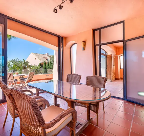 Sale of ground floor apartment in Calahonda