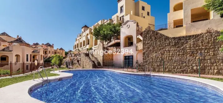 Penthouse R5017942 0