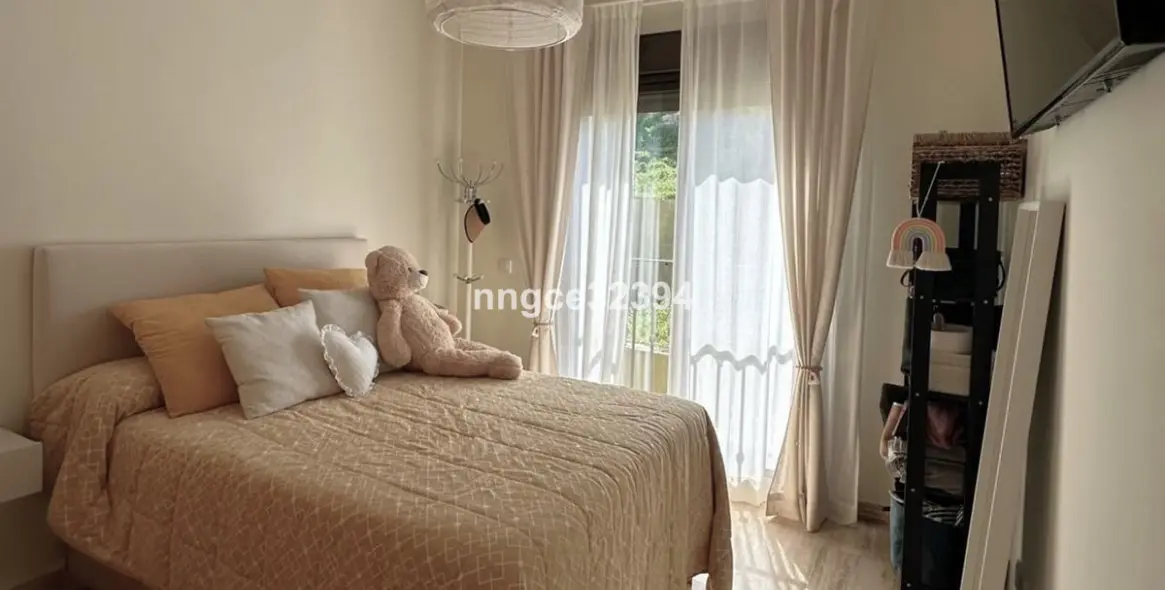 Sale of penthouse in Estepona 11