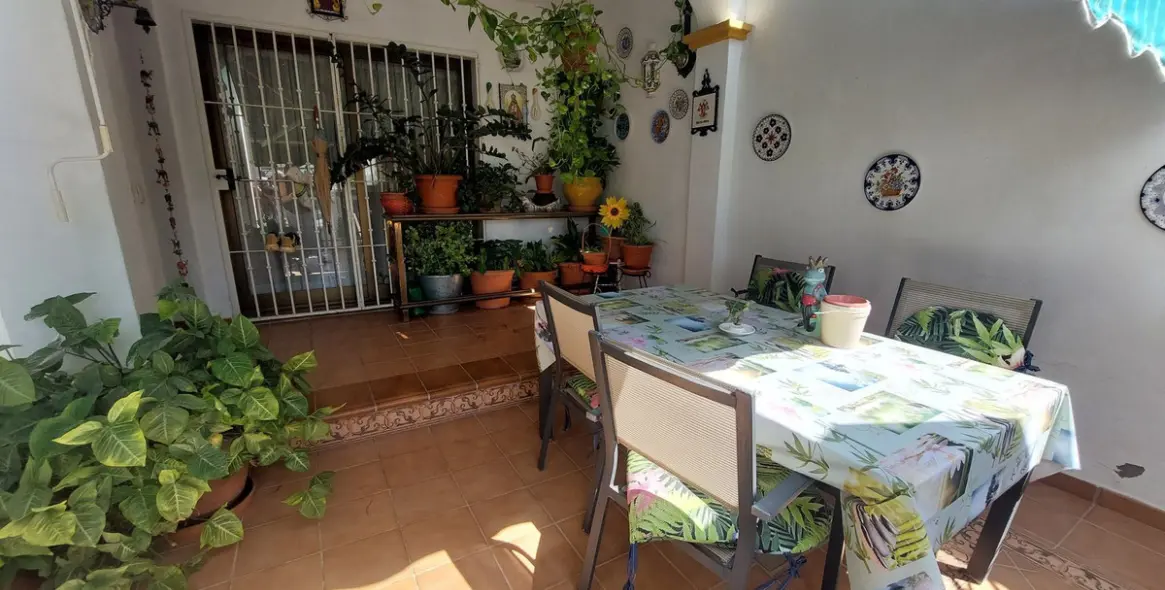 Sale of townhouse in Las Lagunas 4