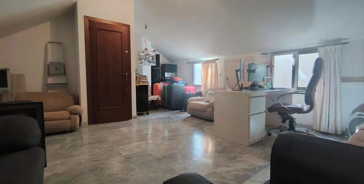 Sale of townhouse in Las Lagunas 14