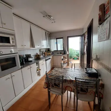 Sale of townhouse in Las Lagunas