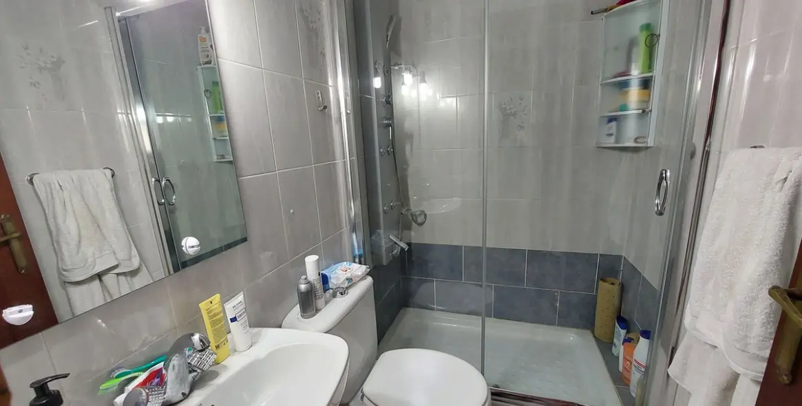 Sale of townhouse in Las Lagunas 16