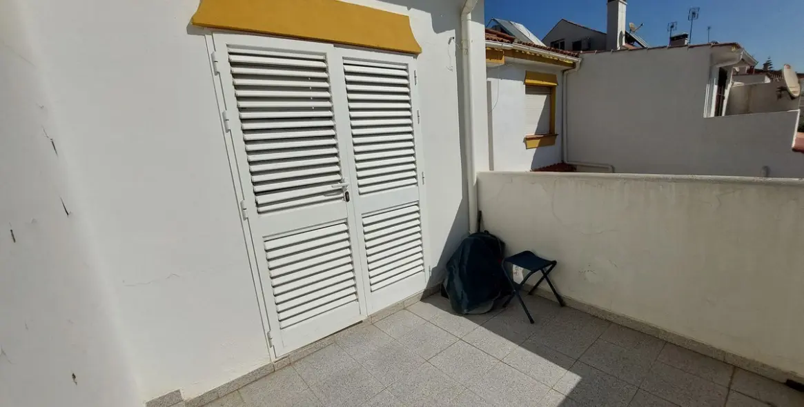 Sale of townhouse in Las Lagunas 17