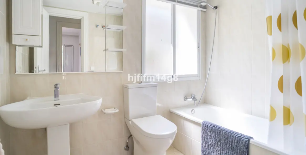 Продажа апартаментов на среднем этаже в Benahavís 13