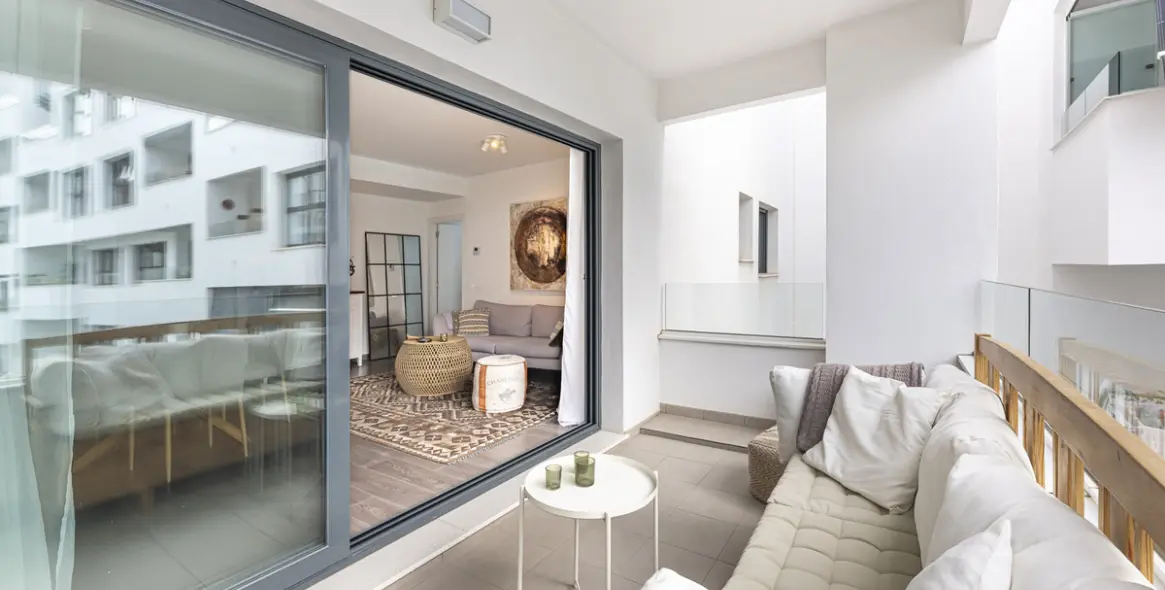 Sale of middle floor apartment in Estepona 7