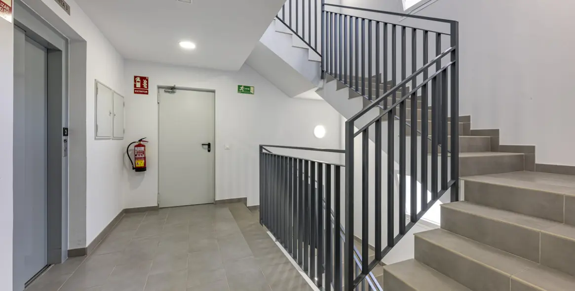 Продажа апартаментов на среднем этаже в Estepona 22