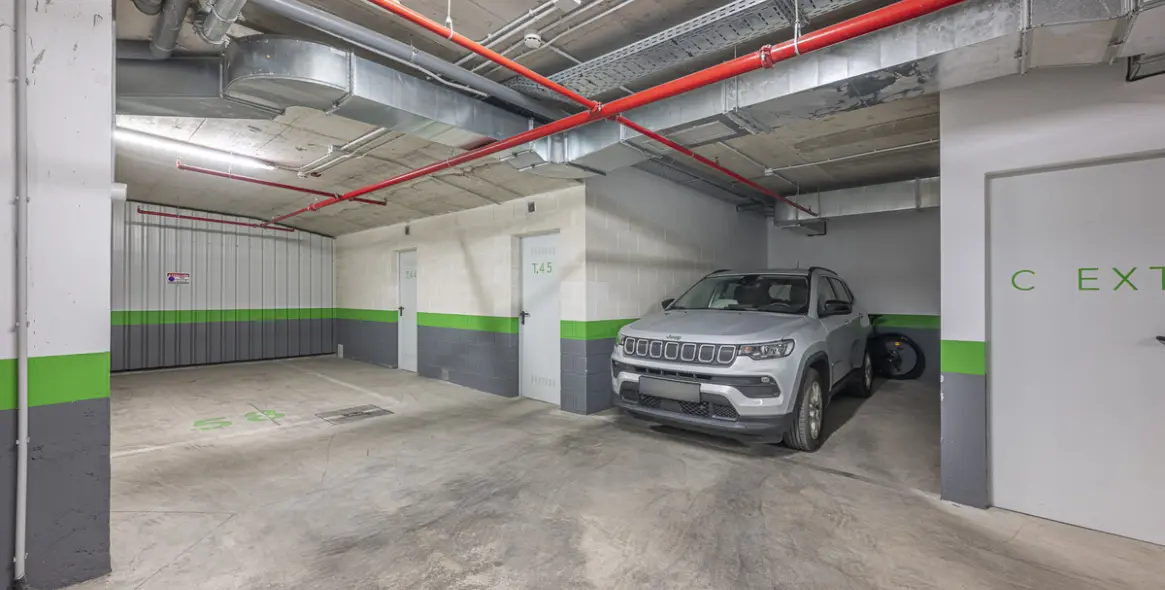 Продажа апартаментов на среднем этаже в Estepona 23