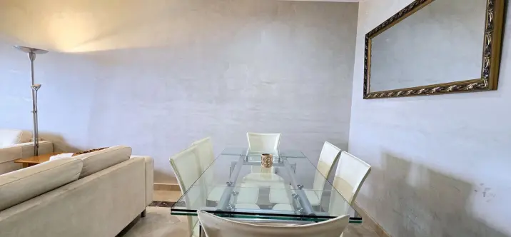 Продажа апартаментов на среднем этаже в La Duquesa 4