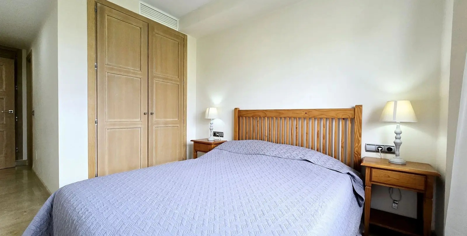 Sale of middle floor apartment in La Duquesa 13